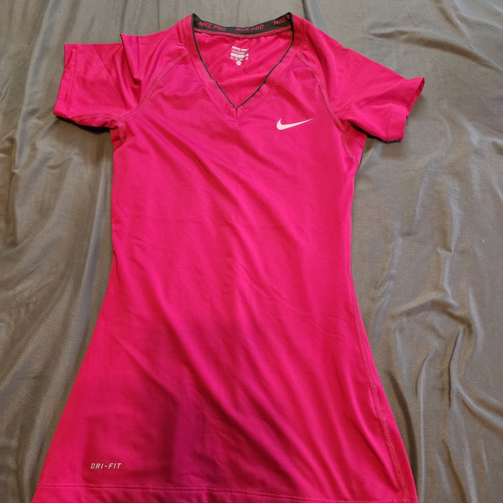 Nike Women's Vivid Pink Short Sleeve Tee